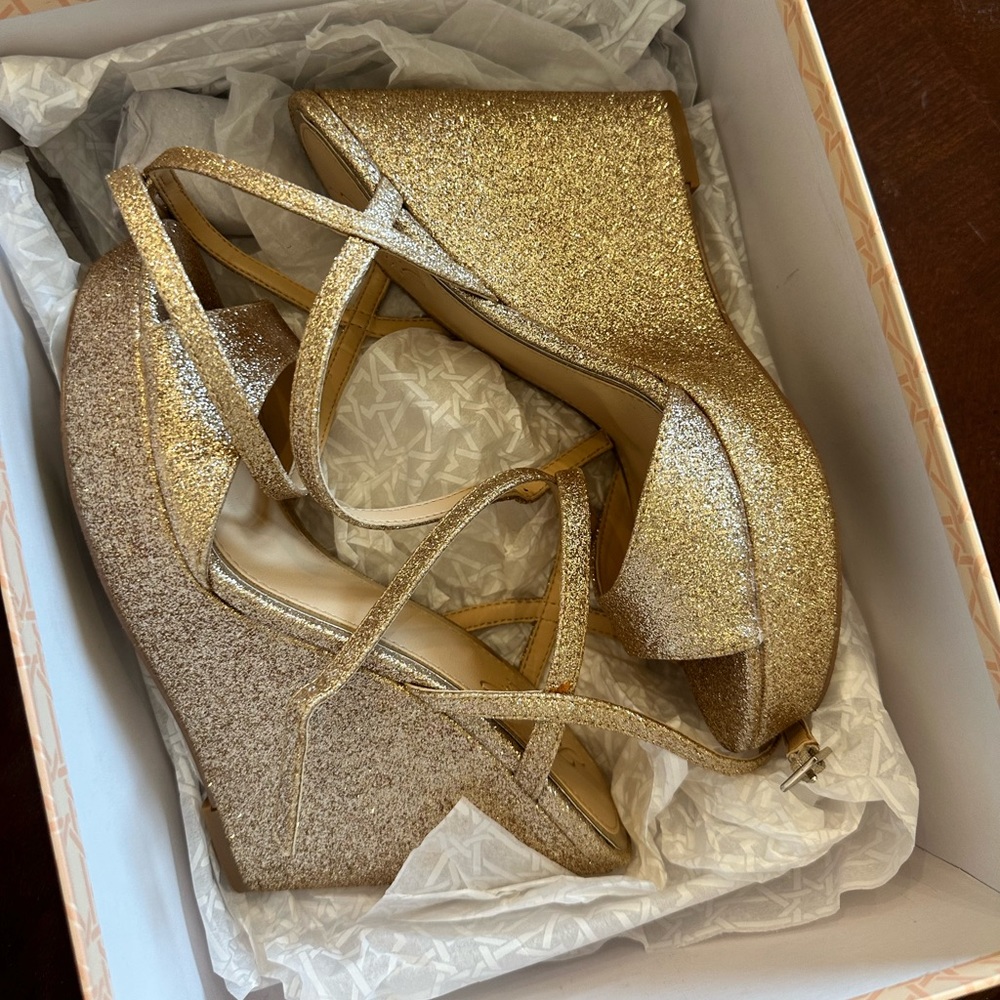 JEWEL BADGLEY MISCHKA Womens Platform Wedge
